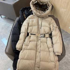 버버리 롱패딩 90% 거위털