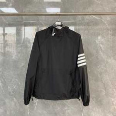 톰브라운 바람막이