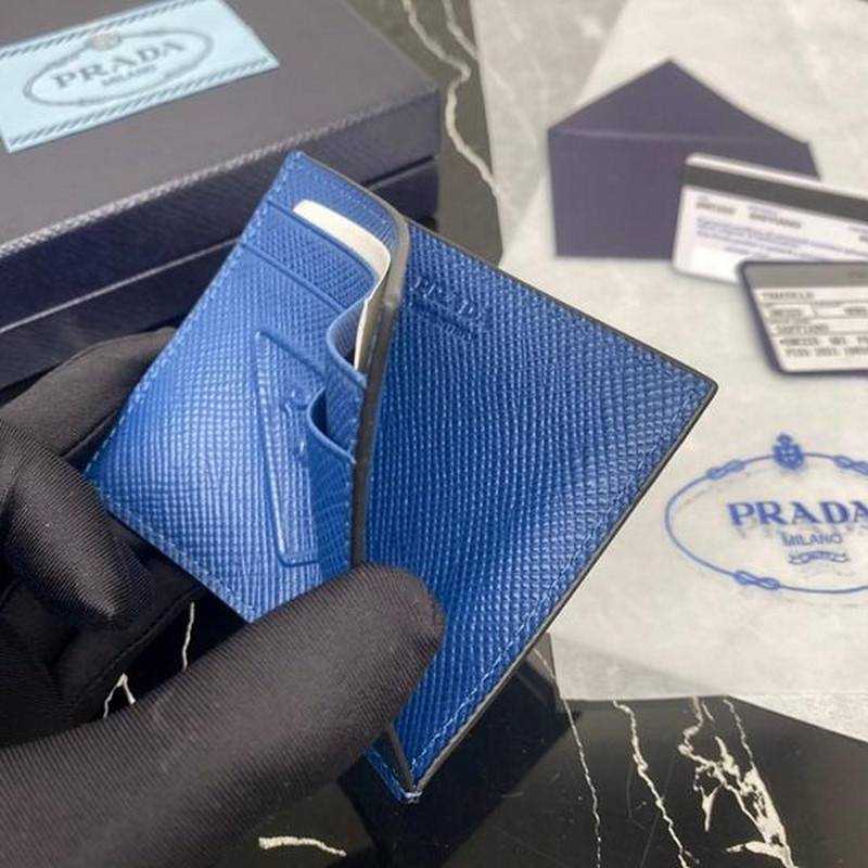 프라다 사피아노 카드 홀더 | 사이즈 : 10 x 8 x 0.6cm