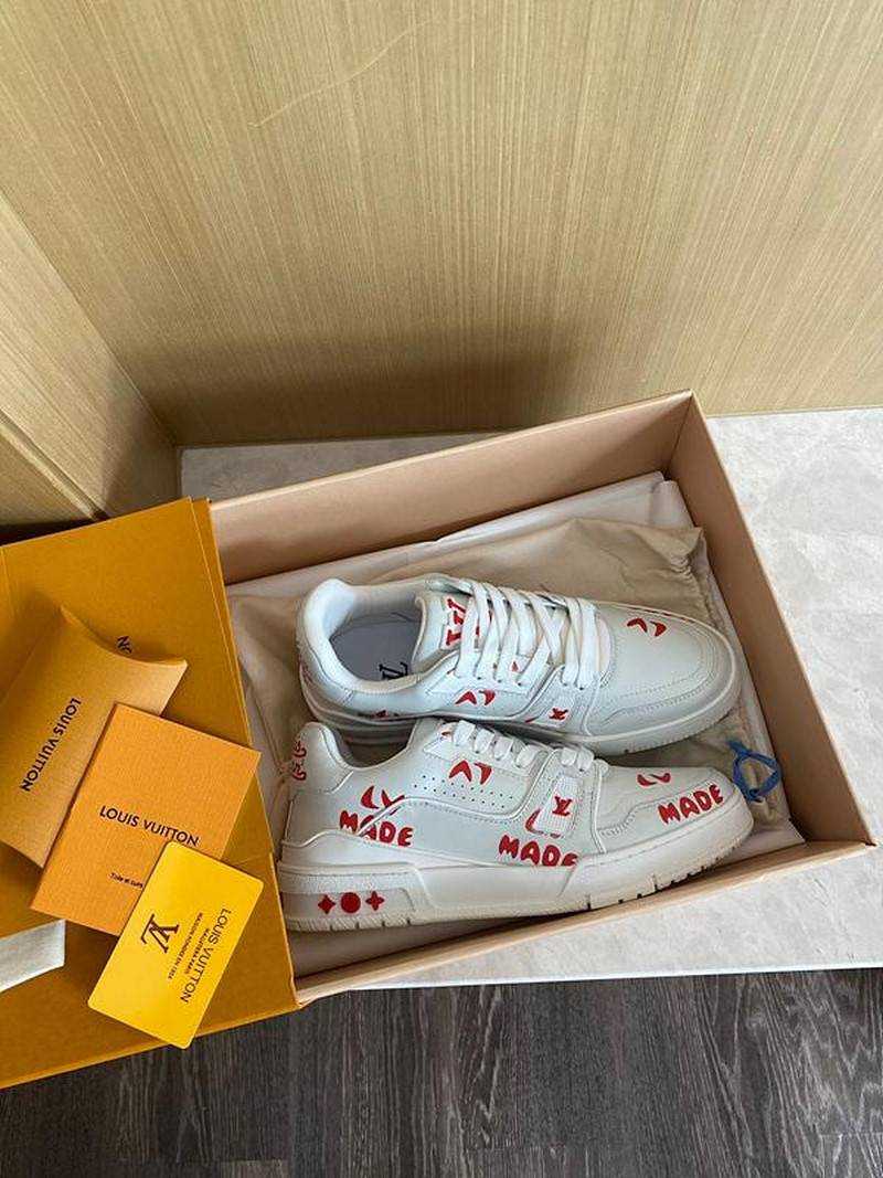 루이비통 트레이너 스니커즈 | 남성 40~45