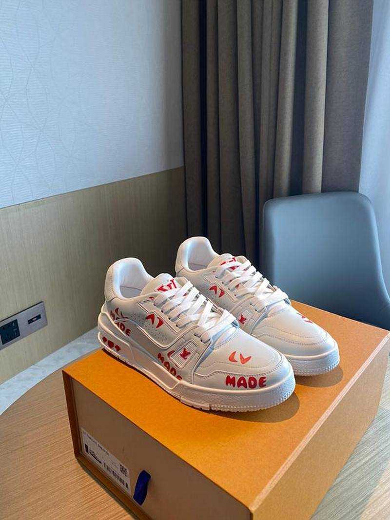 루이비통 트레이너 스니커즈 | 남성 40~45