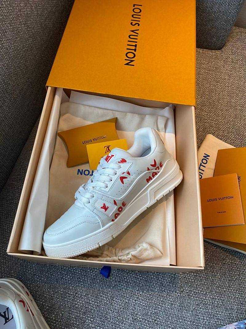 루이비통 트레이너 스니커즈 | 남성 40~45