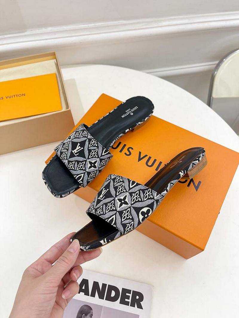 루이비통 22ss 모노그램 뮬 (굽1.5cm) | 여성 35~40