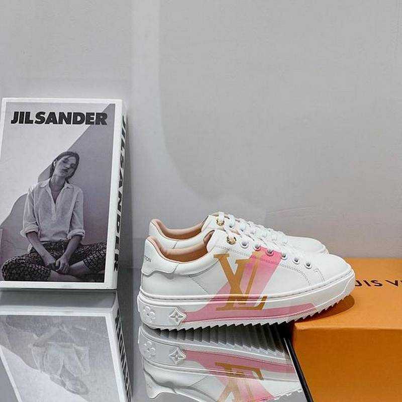 루이비통 lv 타임아웃 스니커즈 | 여성 35~40 , 남성 40~45