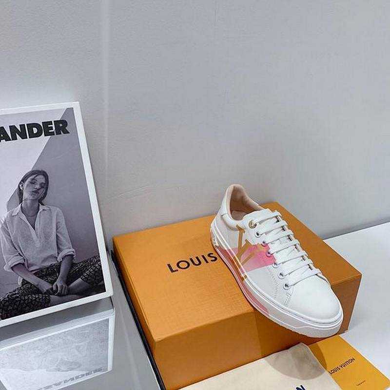 루이비통 lv 타임아웃 스니커즈 | 여성 35~40 , 남성 40~45