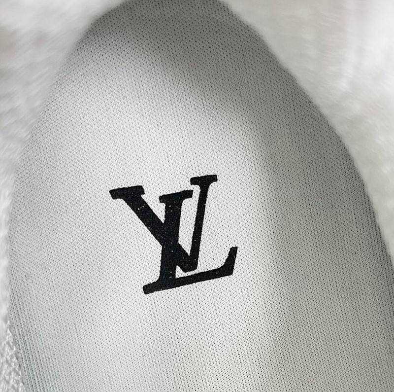 루이비통 lv 러너 태틱 | 남성 250~300