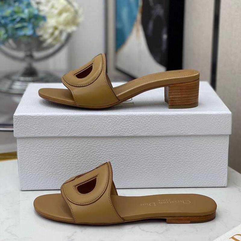 디올 D클럽 뮬 ( 1cm / 4.5cm ) | 여성 35~40