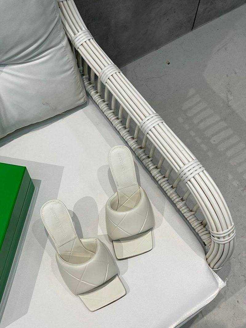 보테가 리도 뮬 (굽 9cm) | 여성 35~40