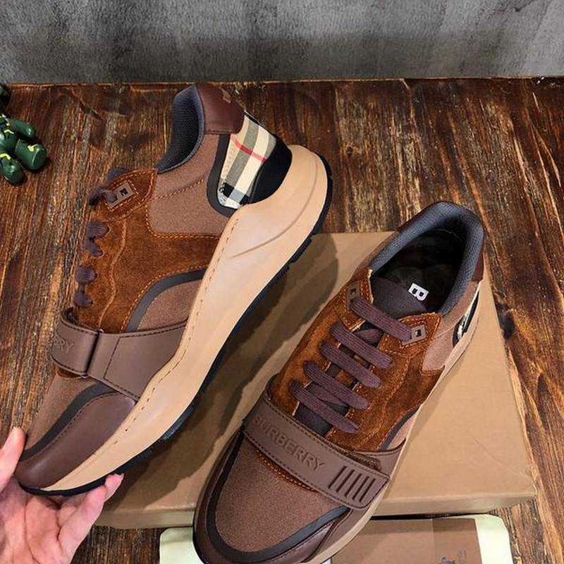 버버리 빈티지 스니커즈 | 남성 39~44