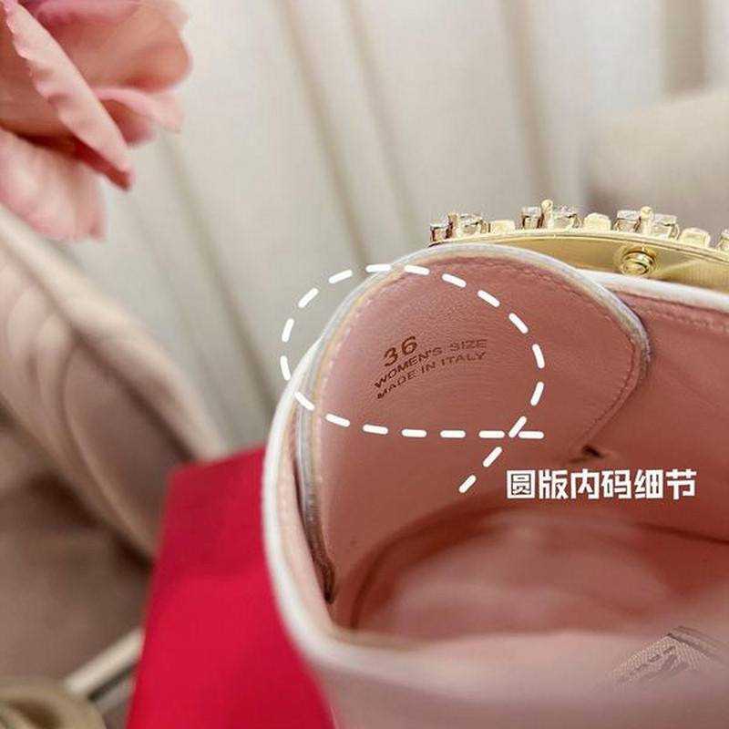 로저비비에 메탈 버클 로퍼 | 사이즈 35 - 40