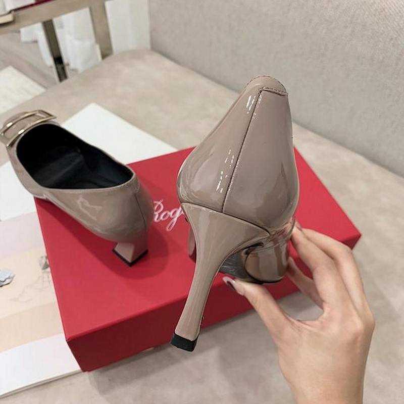 로저비비에 페이던트 메탈 버클 플랫, 펌프스,하이힐 (굽 플랫 /4.5cm / 7cm) | 사이즈 35 - 40