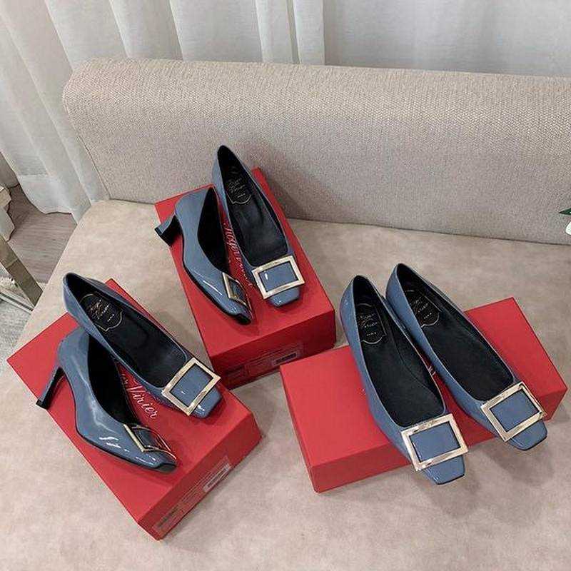 로저비비에 페이던트 메탈 버클 플랫, 펌프스,하이힐 (굽 플랫 /4.5cm / 7cm) | 사이즈 35 - 40