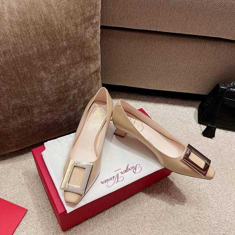 로저비비에 메탈 버클 펌프스 | 사이즈 35 - 40