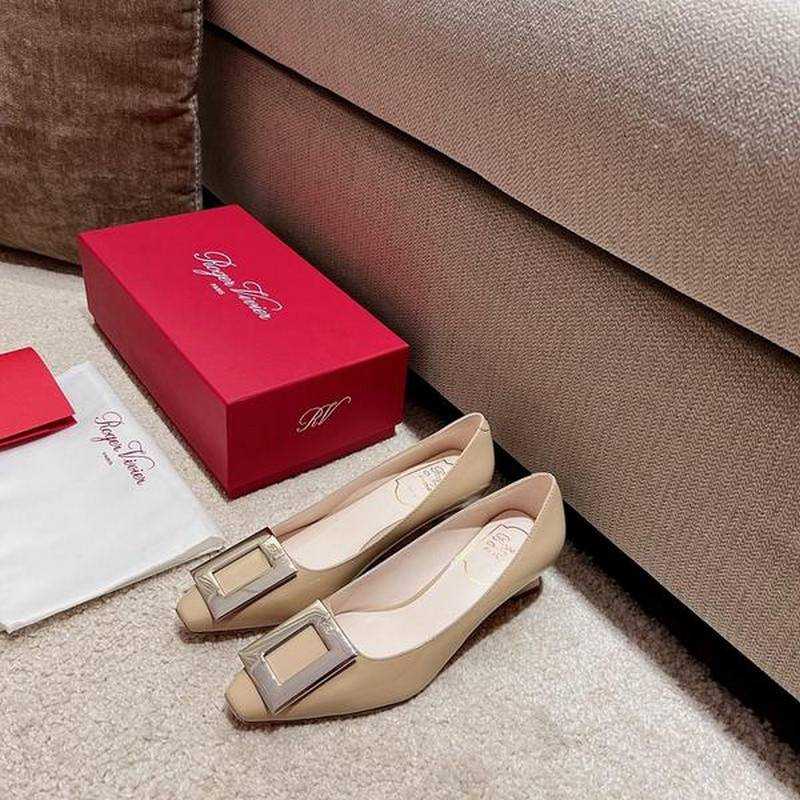 로저비비에 메탈 버클 펌프스 | 사이즈 35 - 40