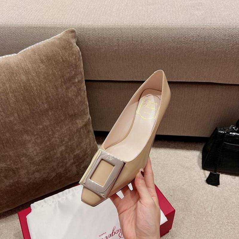 로저비비에 메탈 버클 펌프스 | 사이즈 35 - 40