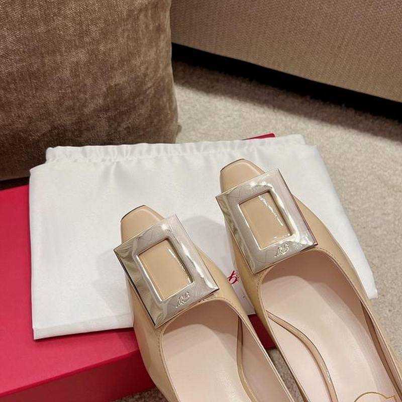 로저비비에 메탈 버클 펌프스 | 사이즈 35 - 40