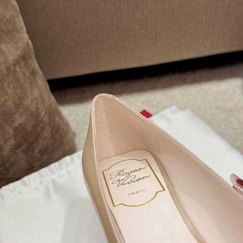 로저비비에 메탈 버클 펌프스 | 사이즈 35 - 40