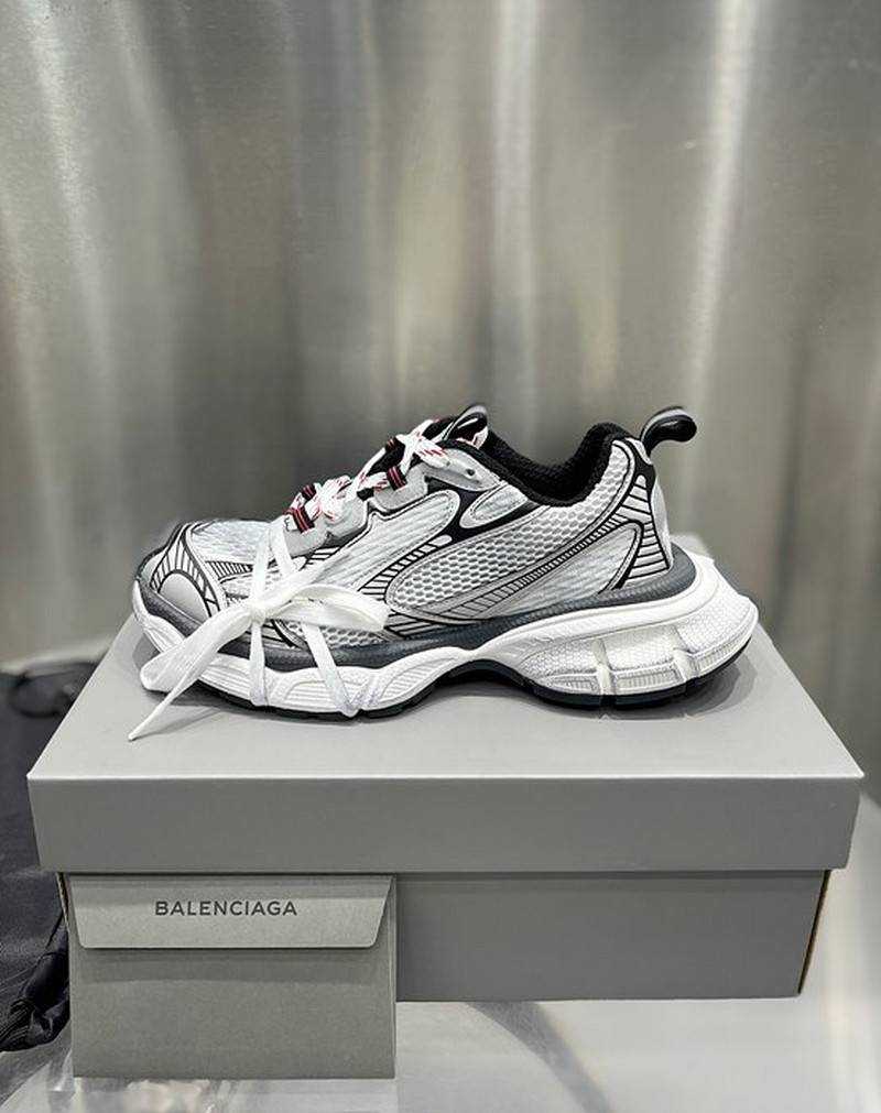 발렌시아가 3xl 스니커즈 | 여성 225~250 , 남성 250~300