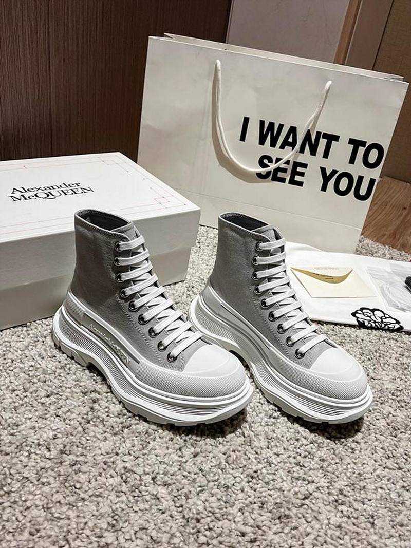 알렉산더맥퀸 트레드 슬릭 스니커즈 하이 | 여성 35~40 , 남성 40-~45