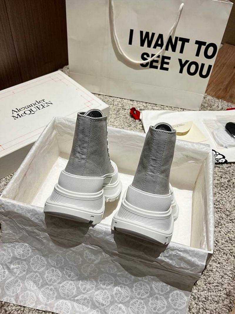 알렉산더맥퀸 트레드 슬릭 스니커즈 하이 | 여성 35~40 , 남성 40-~45