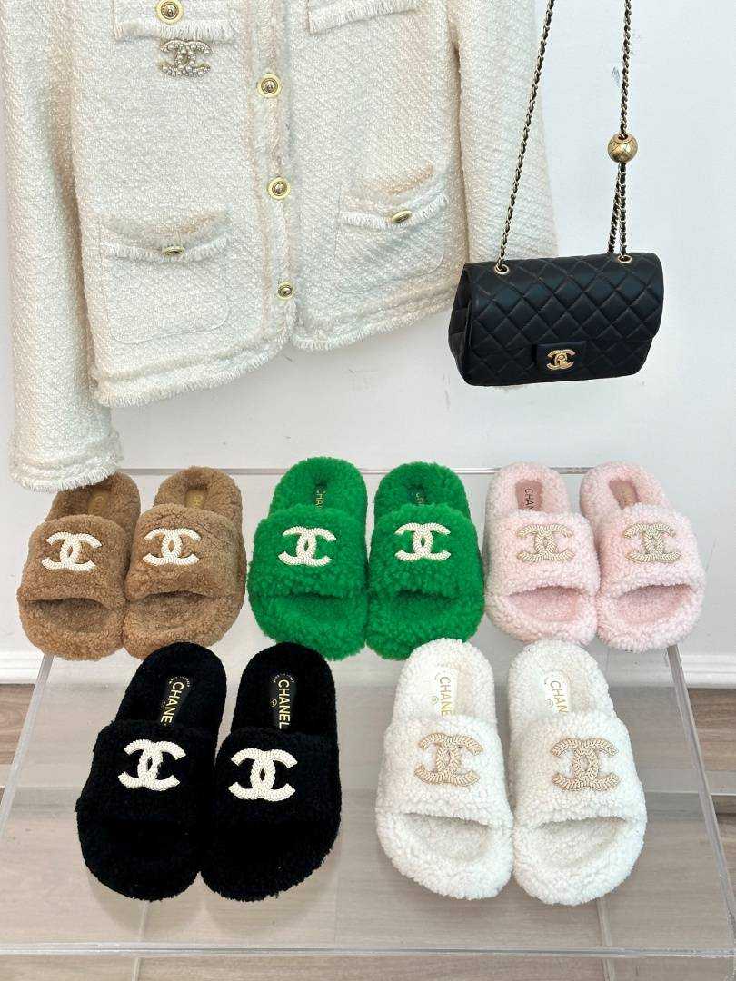 샤* CC로고 양털 퍼 슬리퍼 | 여성 35~40