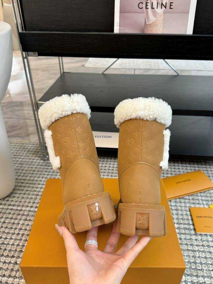 루이비통 로고 양털 부츠 | 남여공용 35~45