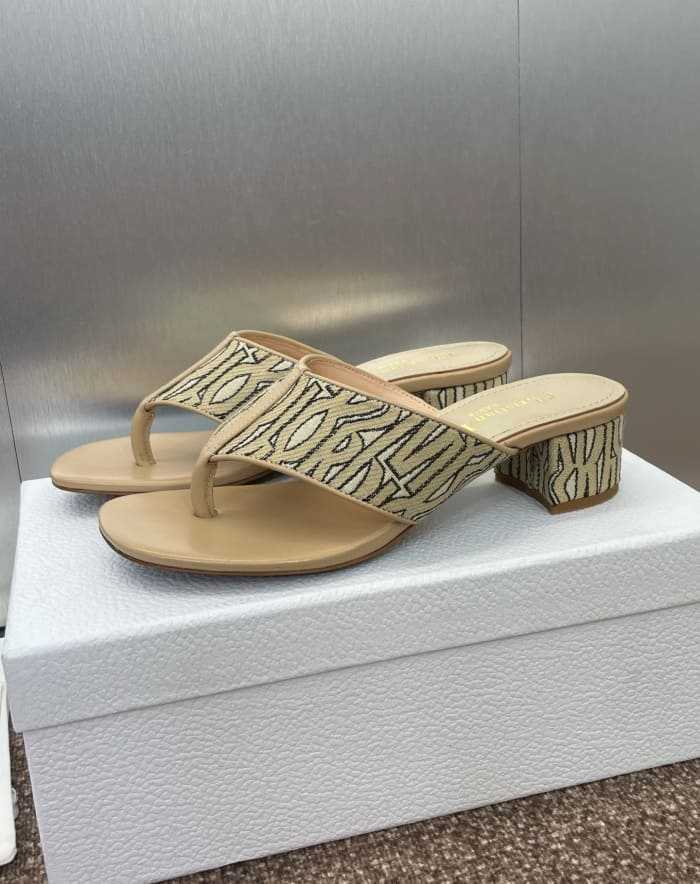 디올 여성 슬리퍼 플랫 굽3.5cm | 사이즈 35~43