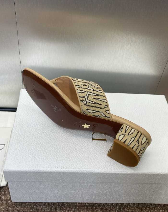 디올 여성 슬리퍼 플랫 굽3.5cm | 사이즈 35~43