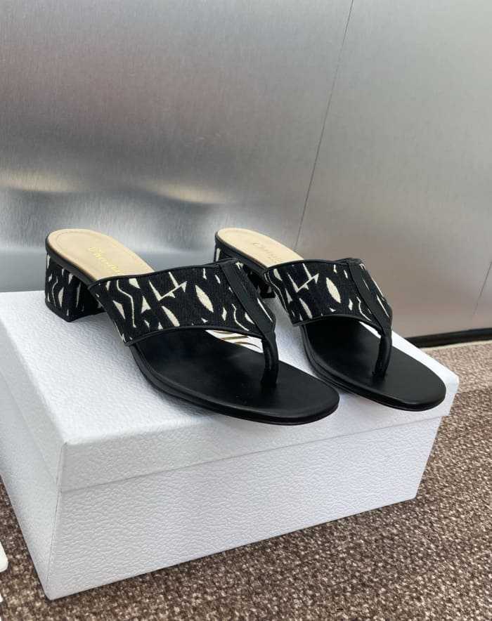 디올 여성 슬리퍼 플랫 굽3.5cm | 사이즈 35~43