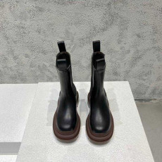 보테가 타이어 첼시 부츠 | 여성 35~40 , 남성 40~45