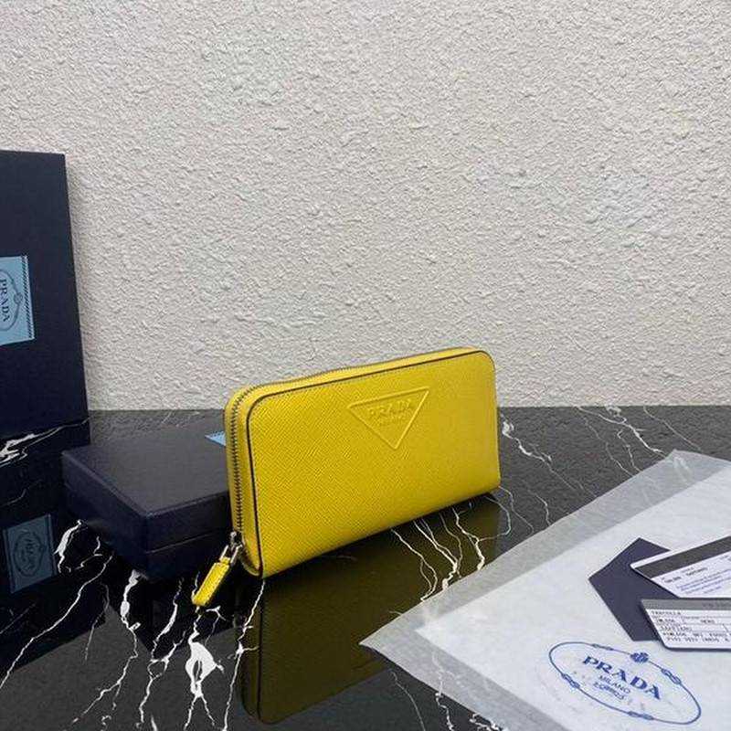 프라다 사피아노 지퍼 장지갑 | 20 x 10.5 x 2.5cm