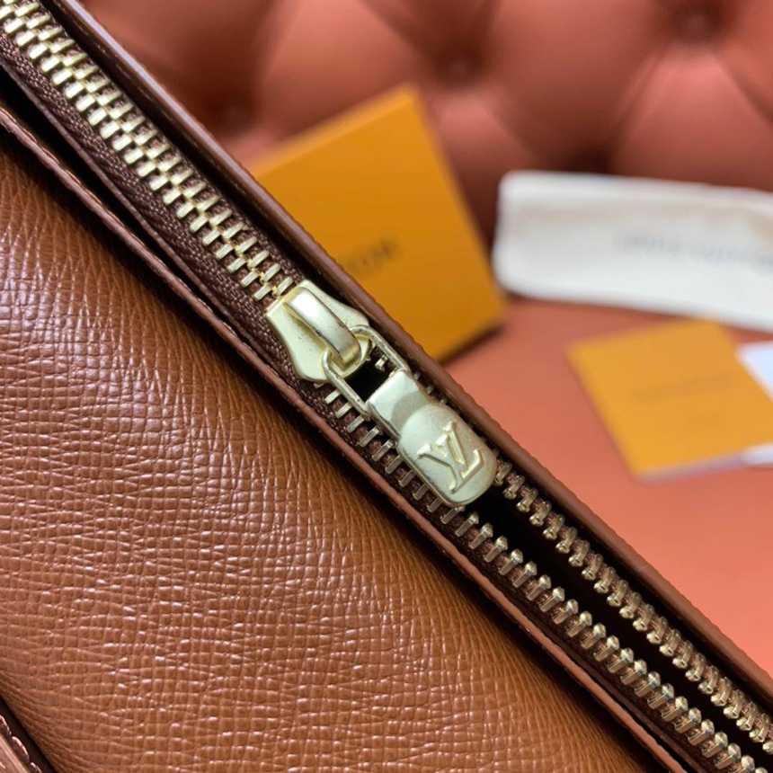 루이비통 브라짜 월릿 장지갑 M66540 | 10 x 19 x 2cm