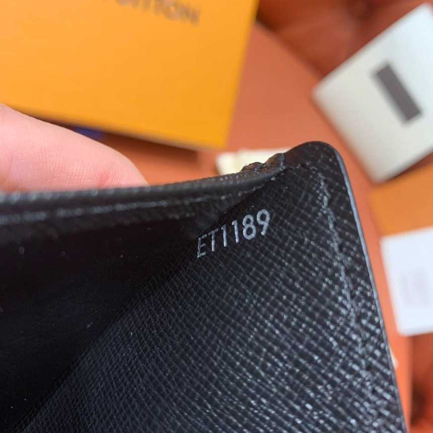 루이비통 멀티플 월릿 반지갑 M61695 | 11.5 x 9 x 2cm