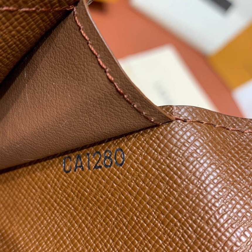 루이비통 엔벨로프 카르트 드 비지트 M63801 | 10.8 x 8 x 1cm