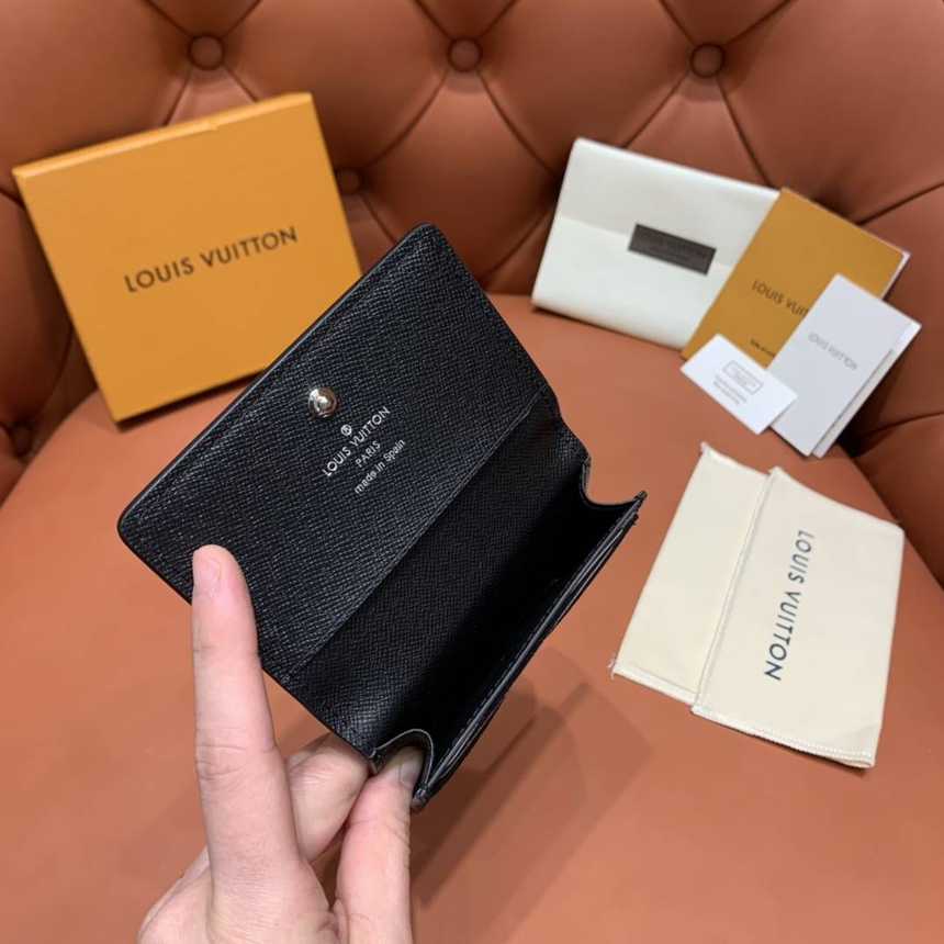루이비통 엔벨로프 카르트 드 비지트 M62292 | 10.8 x 8 x 1cm