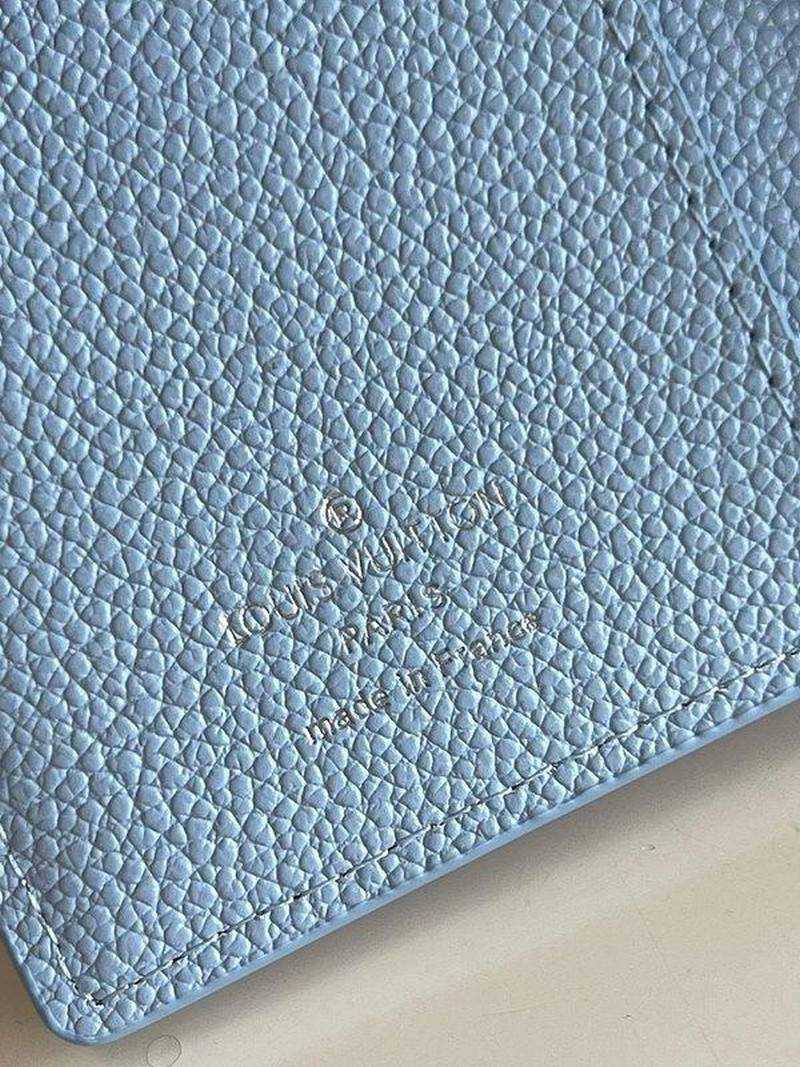 루이비통 클레아 월릿 m81565 | 12 x 9 x 3cm