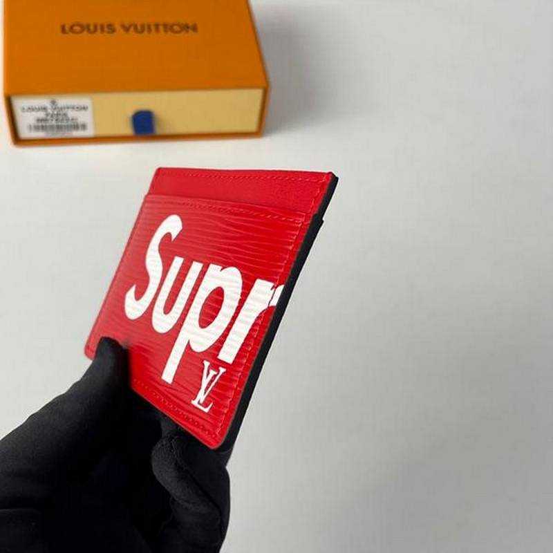 루이비통 lv x sup 콜라보 카드홀더 | 11 x 7 x 0.6cm