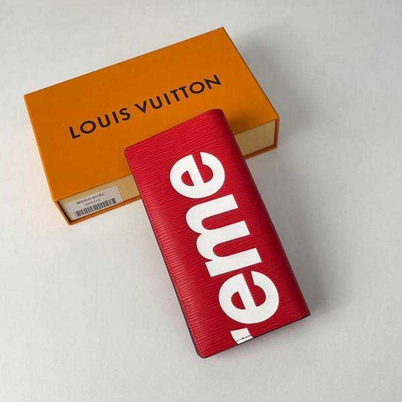 루이비통 lv x sup 콜라보 장지갑 | 19 x 10 x 2cm