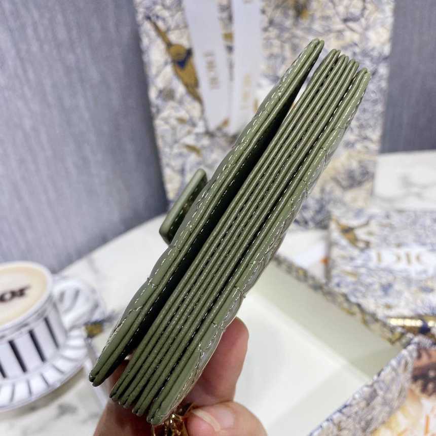 디올 까나쥬 페이던트 아코디언 카드지갑 | 10.5 x 6 x 3cm