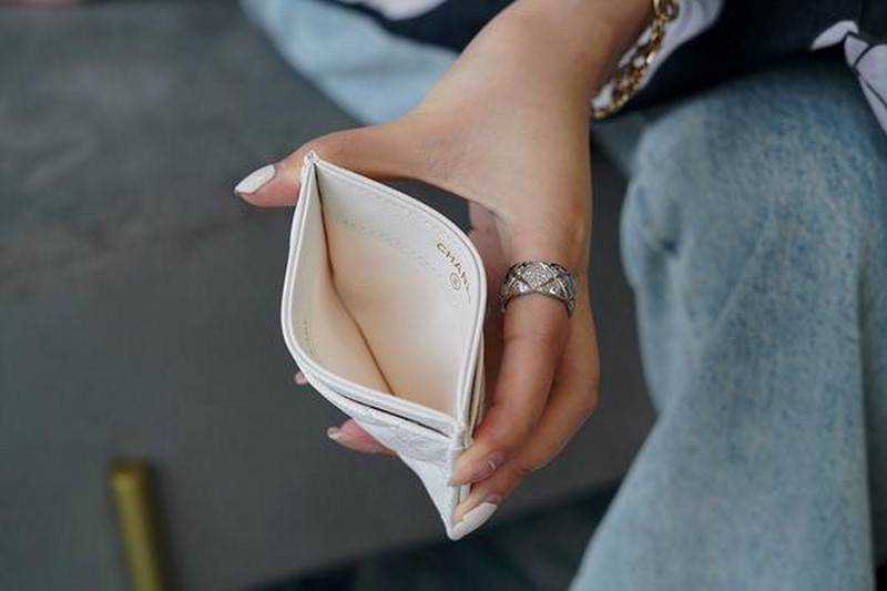 샤넬클래식 캐비어 카드홀더 금장 | 7.5 x 11.2 x 0.5cm