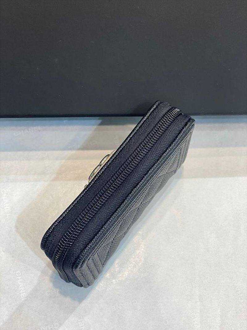 샤넬보이 작은캐비어스킨 지퍼 카드지갑 은장 | 7.5 x 11 x 2cm