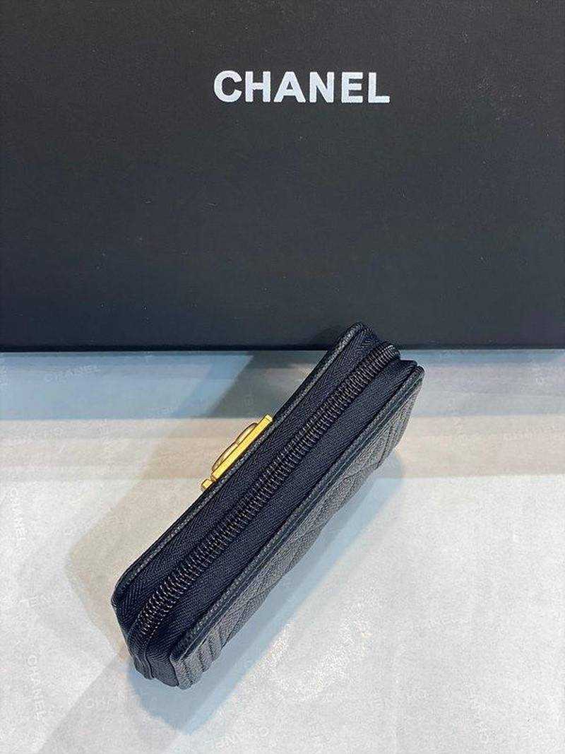 샤넬보이 작은캐비어스킨 지퍼 카드지갑 금장 | 7.5 x 11 x 2cm