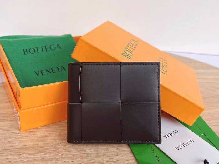 보테가 인트레치아토 폴더형 반지갑 649603 다크브라운 | 11.5 x 9.5 x 1cm