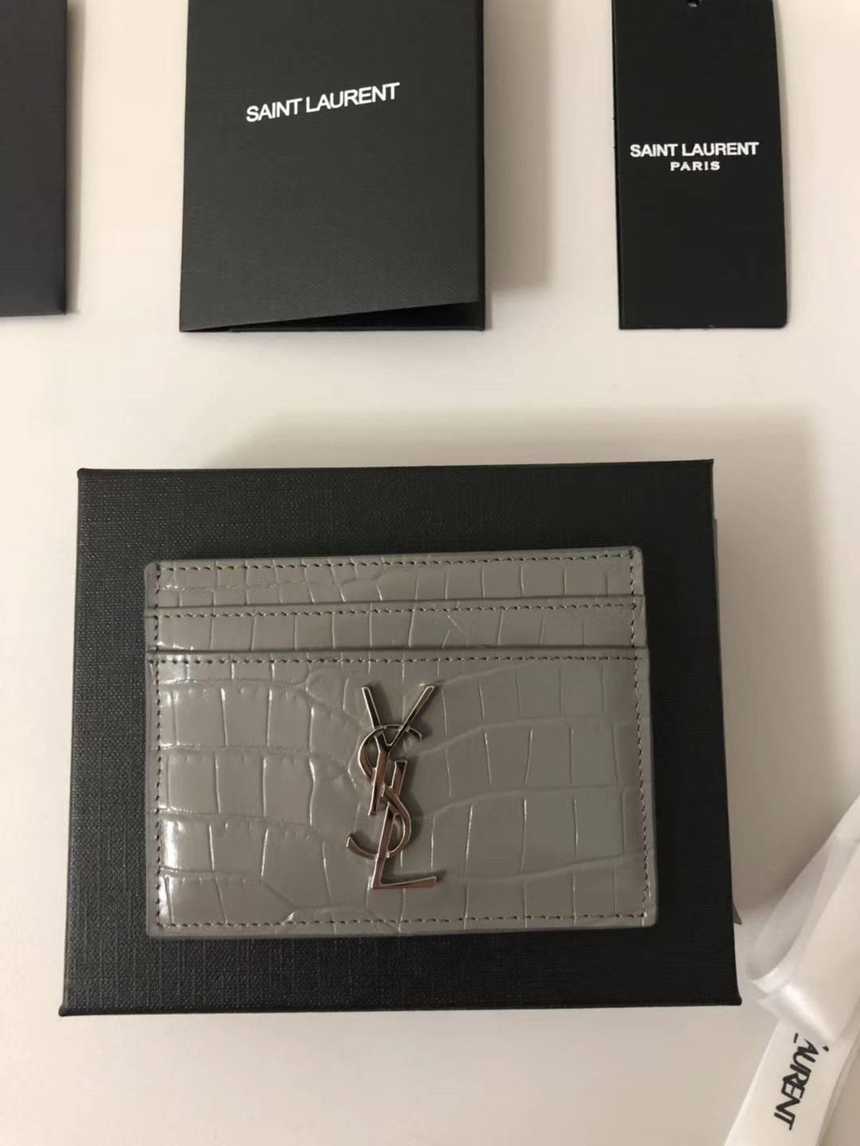 입생로랑 모노그램 크로커다일 카드홀더 423303 | 10 x 7.5 x 0.5cm