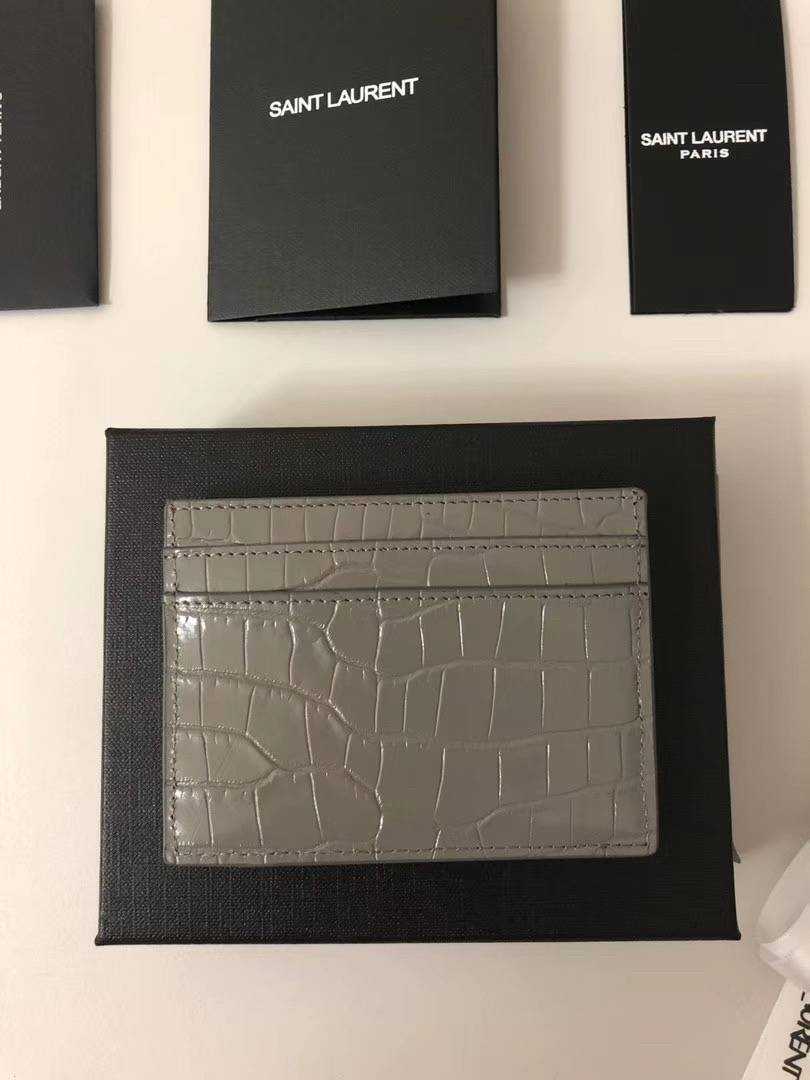 입생로랑 모노그램 크로커다일 카드홀더 423303 | 10 x 7.5 x 0.5cm