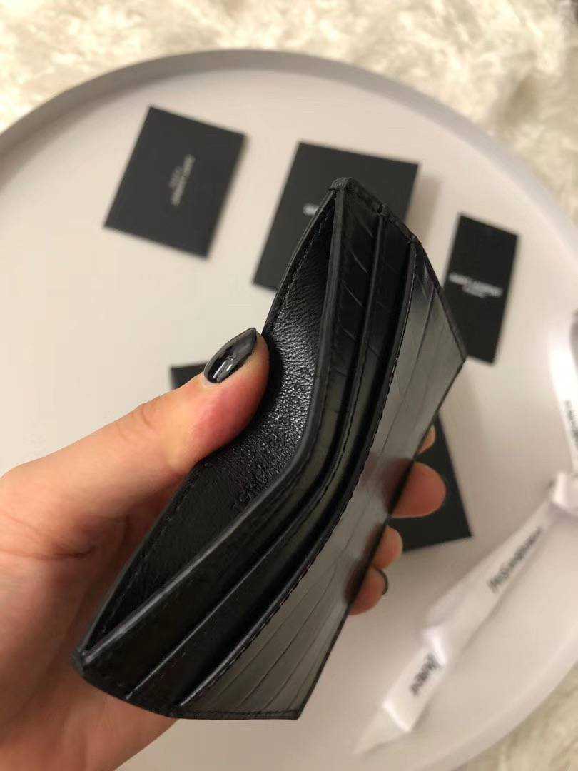 입생로랑 모노그램 크로커다일 카드홀더 423303 | 10 x 7.5 x 0.5cm