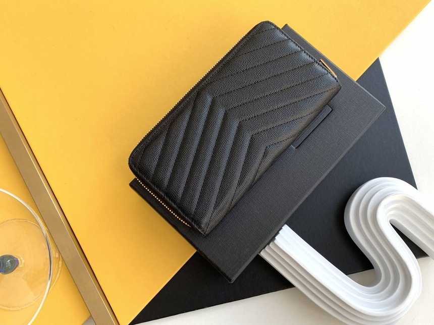 입생로랑 모노그램 마틀라세 지퍼 장지갑 358094 | 19 x 9.5 x 2.5cm