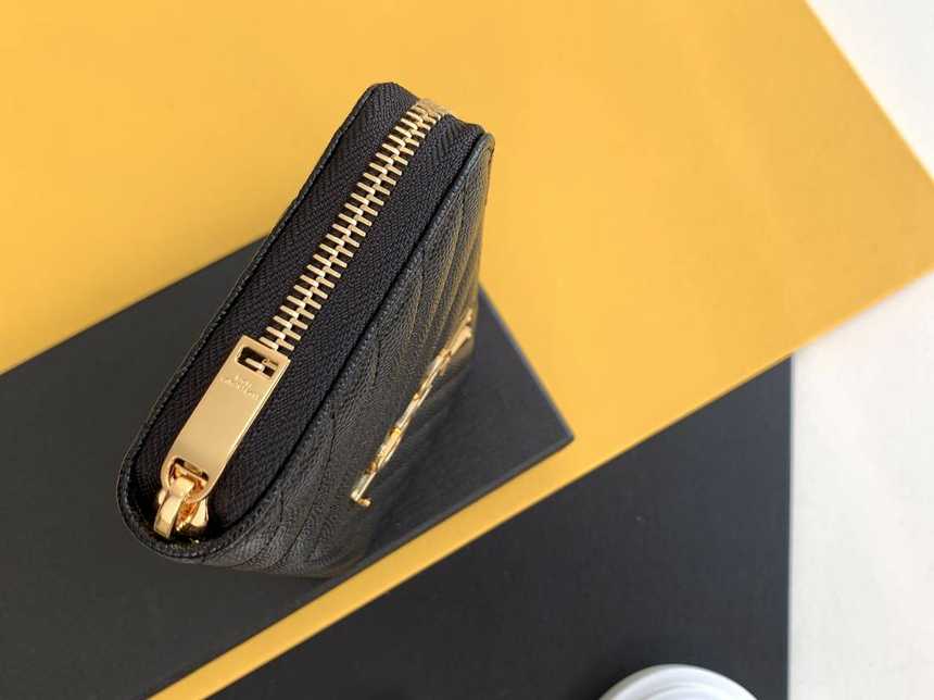 입생로랑 모노그램 마틀라세 지퍼 장지갑 358094 | 19 x 9.5 x 2.5cm