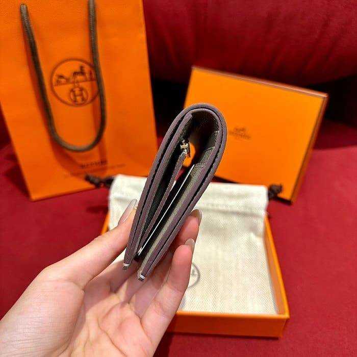 에르메스 베안 컴팩트 앱송 반지갑 금장 | 12 x 9.5 x 0.4cm