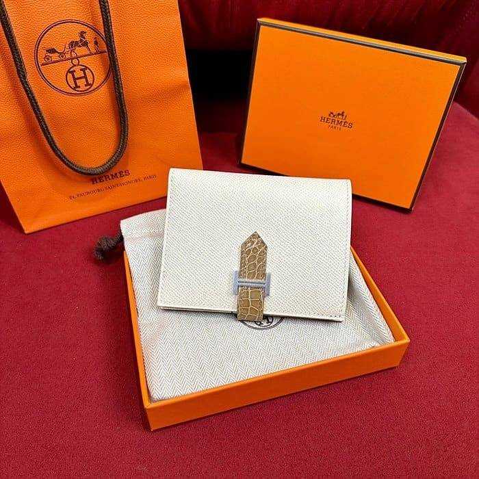 에르메스 베안 컴팩트 앱송 반지갑 은장 | 12 x 9.5 x 0.4cm
